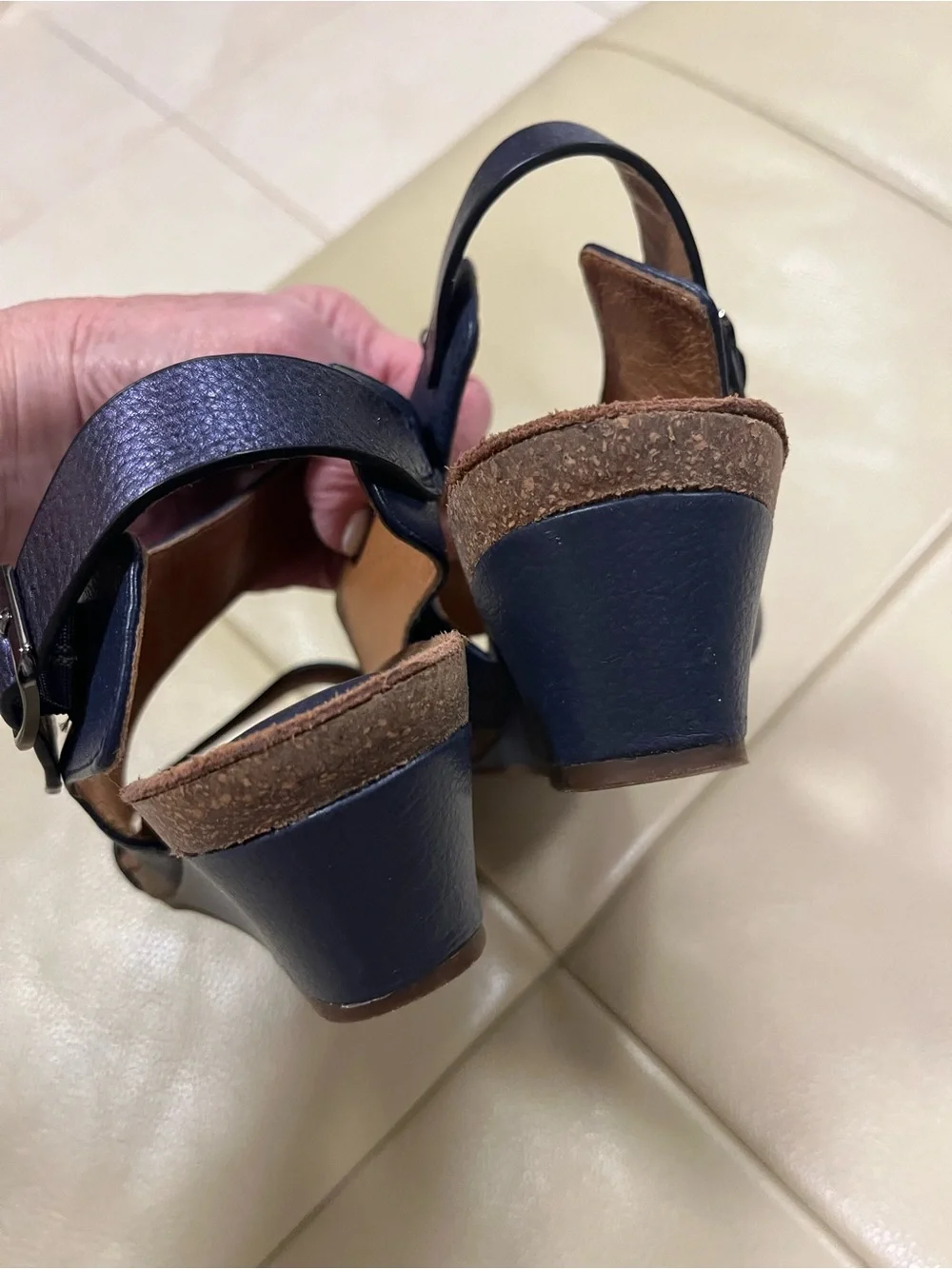Sofft Navy Blue Vanita Leather Wedge Sandals 8M